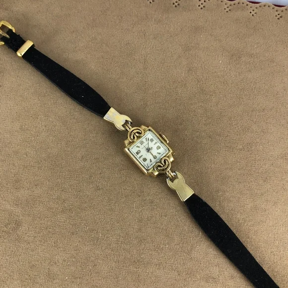 Vintage 1930's early Bucherer Swiss Made Art Deco Watch